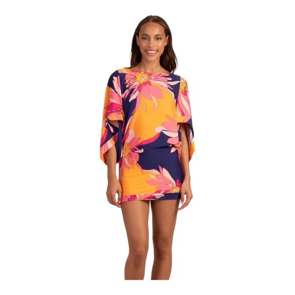 Trina Turk Other - Trina Turk Breeze Swim Tunic Size M NWT